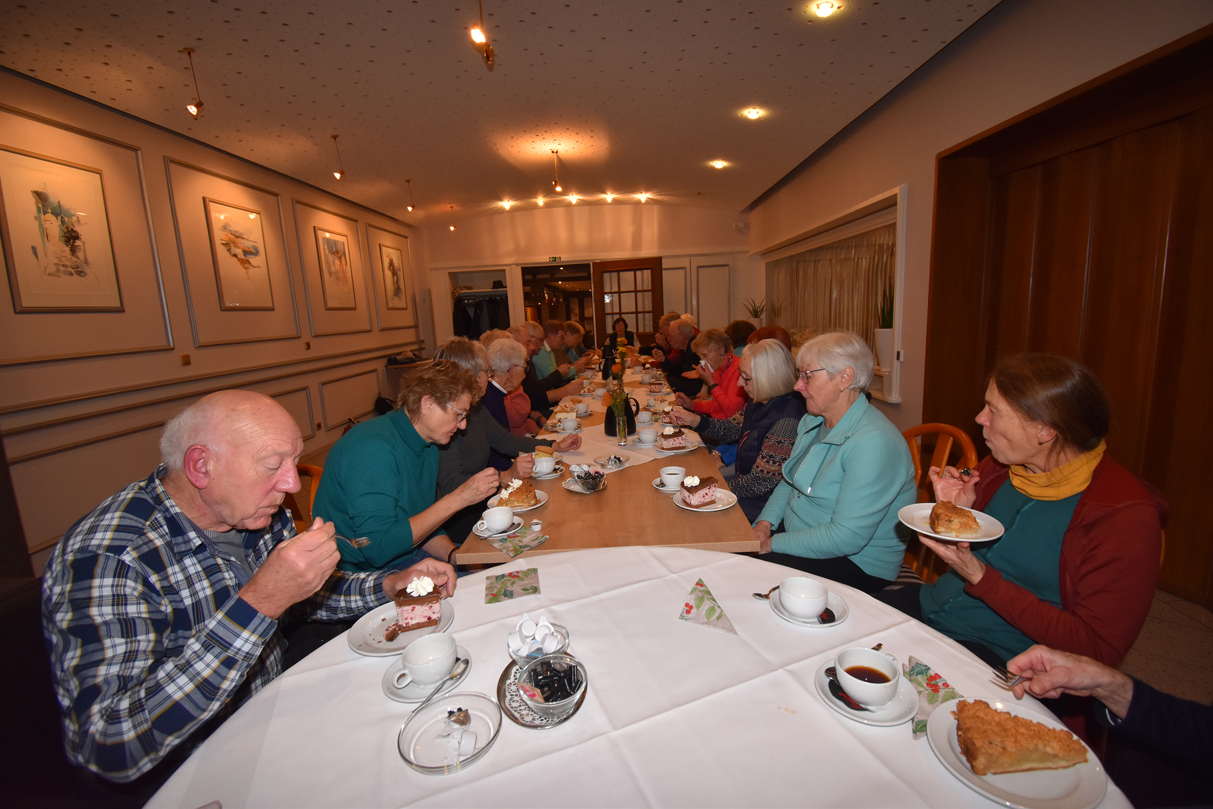 2024 11 22 SNC Wandergruppe Jahresabschluss 0005w