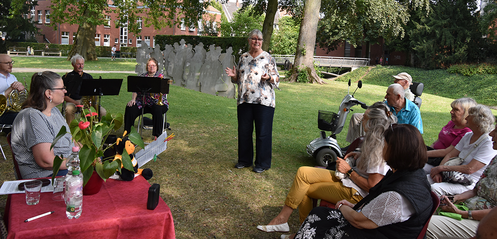 2024 08 29 SNC Lesung im Schlosspark 0010w