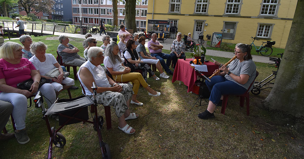 2024 08 29 SNC Lesung im Schlosspark 0015w