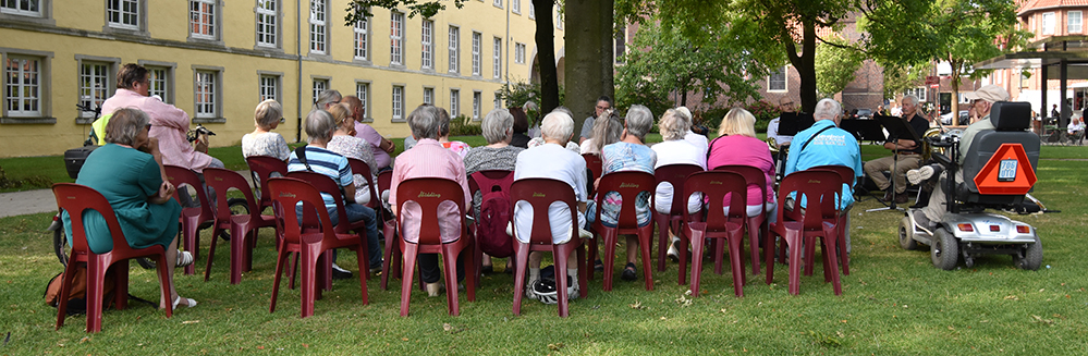 2024 08 29 SNC Lesung im Schlosspark 0016w